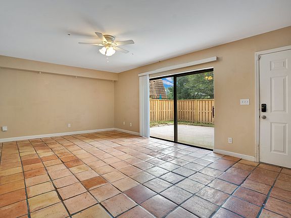4th image of 5286 Willow Ct