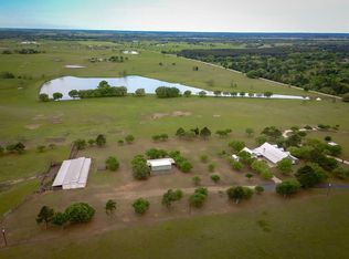 10438 Hahn Rd, Sealy, TX 77474