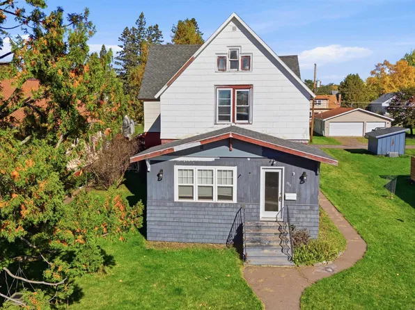 911 10th Ave, Two Harbors, MN 55616-4620