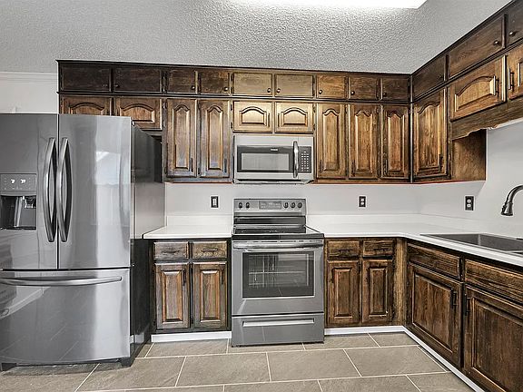 3rd image of 311 Chestnut St NW