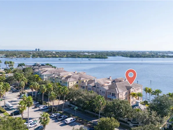 11 Royal Palm Point #Penthouse W, Vero Beach, FL 32960