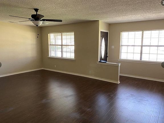 4th image of 707 Broadway Ave