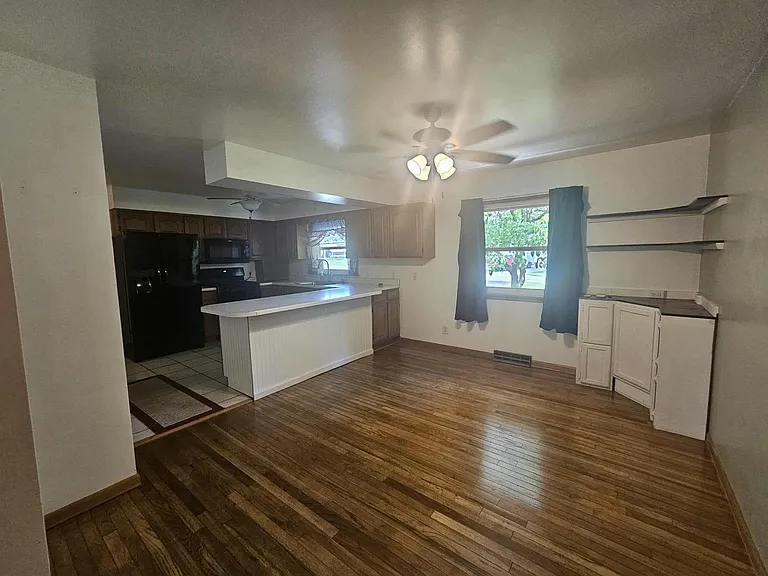 4009 Lor Ron Ave — Photo 16