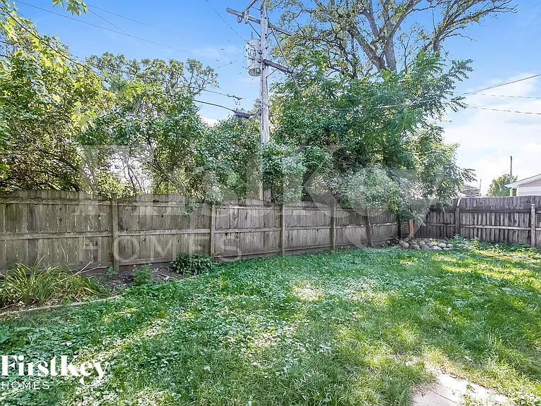 529 Apache Ave — Photo 15