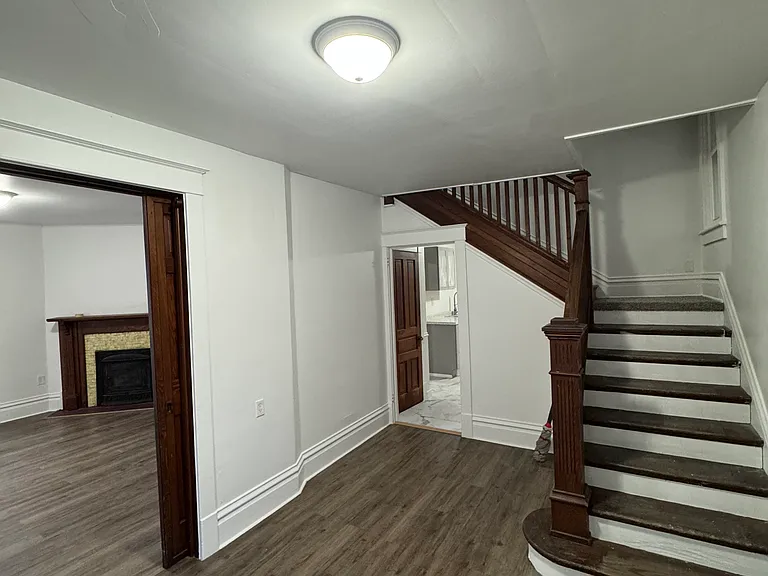 11 Central Ave — Photo 3