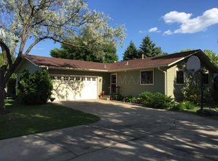 1802 18th St S, Fargo, ND 58103