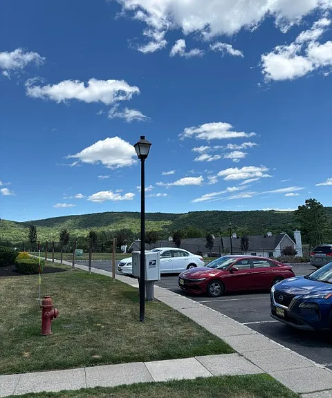 46 Burlington Ct — Photo 16