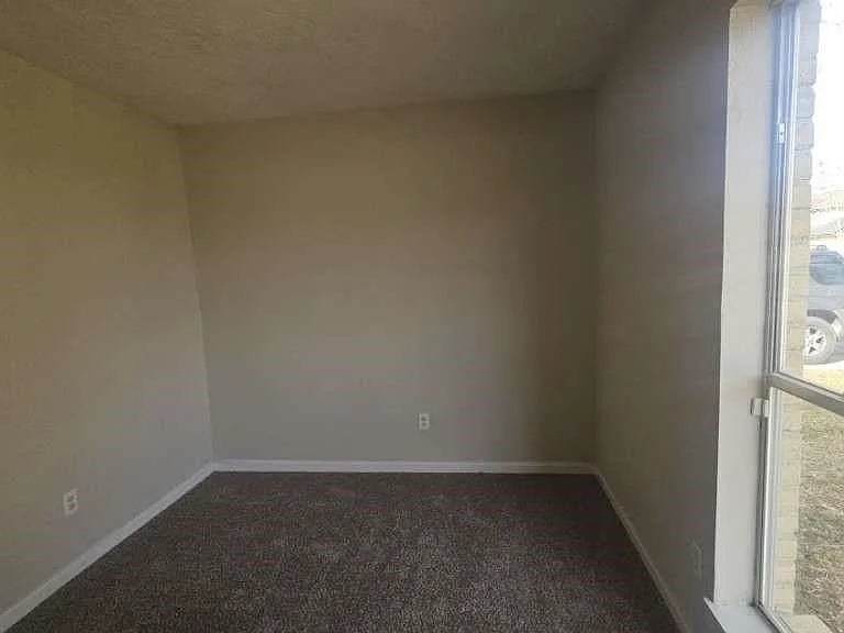 12311 Kings Chase Dr — Photo 6