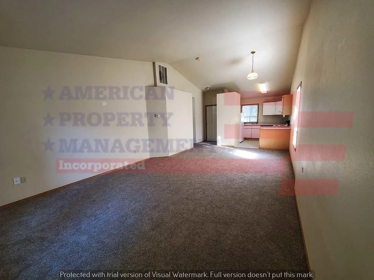 2 bed, 1050 sqft, $1,550 — Photo 3