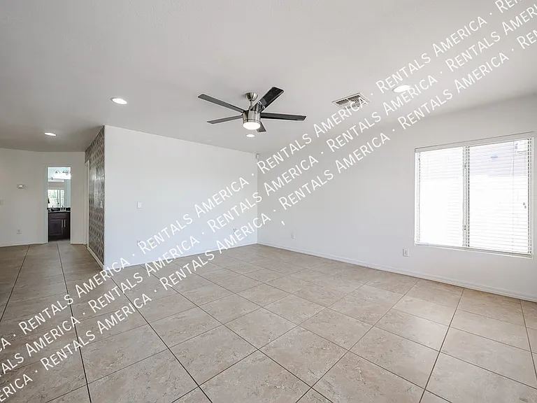 820 N Granada Dr — Photo 20