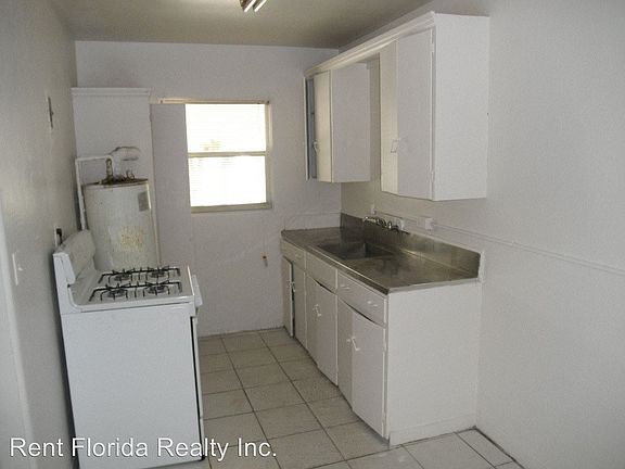 3rd image of 3112 Georgia Ave