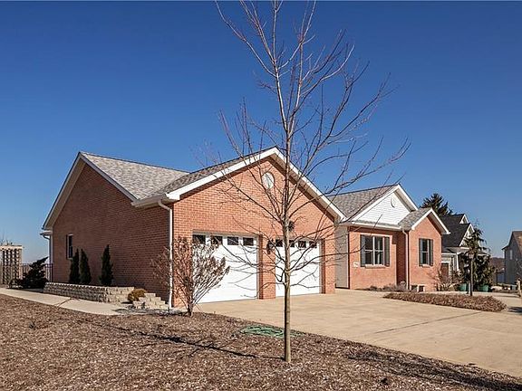 3rd image of 1114 Volek Ct