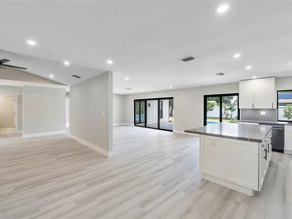 1024 NW 83rd Drive, Coral Springs, FL 33071