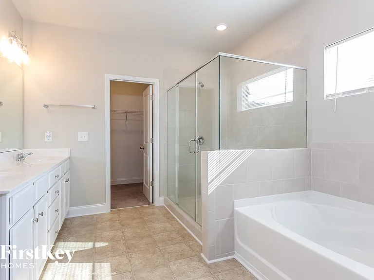 451 Victoria Heights Dr — Photo 10