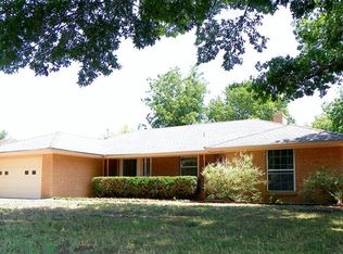 610 Belmont Dr, Dumas, TX 79029