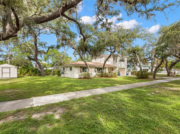 202 S MAYO STREET, CRYSTAL BEACH, FL 34681