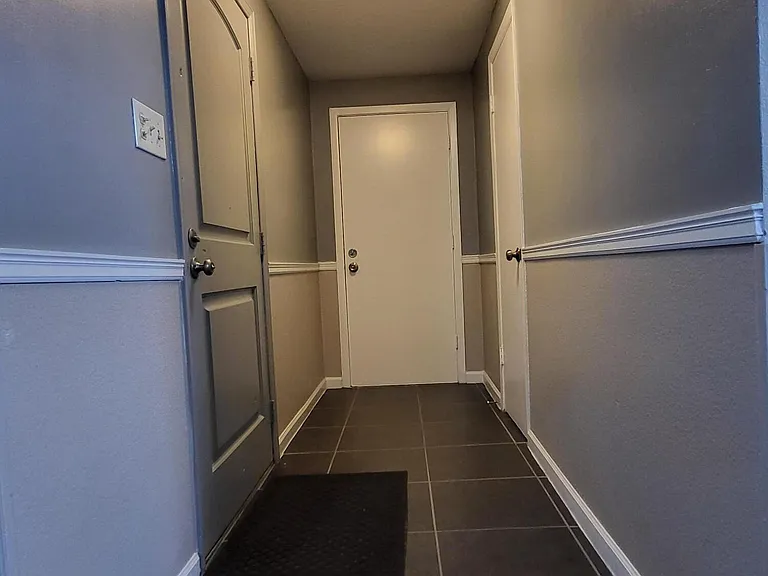 1802 Frank Sinatra Pl — Photo 22