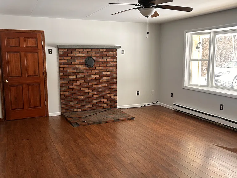 114 Woodview Ln — Photo 21