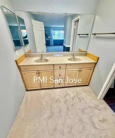 575 Kevenaire Dr - Master Bath_05162026