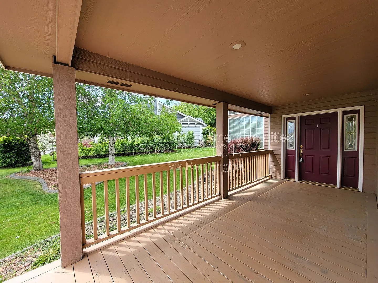 4 bed, 2.5 bath, 2276 sqft, $2,895 — Photo 2