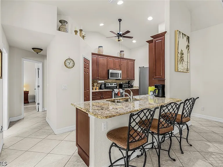 1513 SW 43rd Lane Cpe — Photo 8