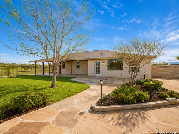 361 Private Road 4619