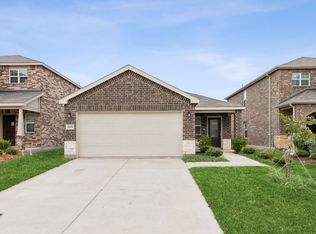 1109 Castroville Dr, Forney, TX 75126