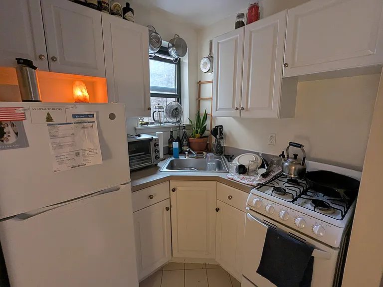 118 W 83rd St #3D — Photo 3