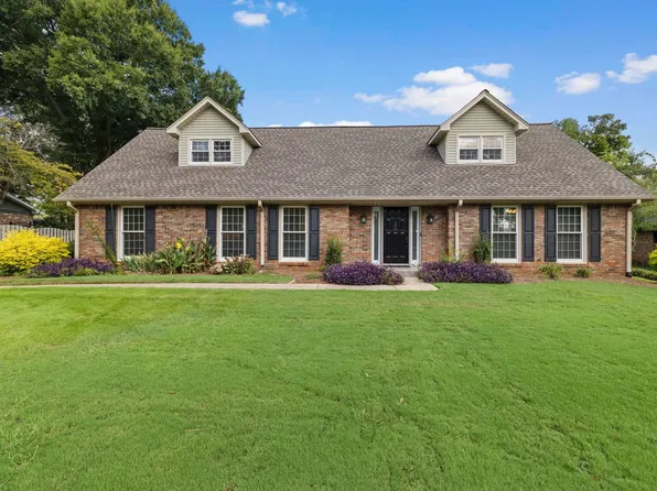 405 Nottingham Rd, Florence, AL 35633