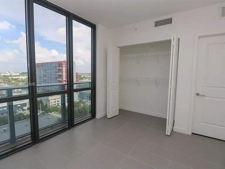1600 NE 1st Ave #1010 — Photo 15