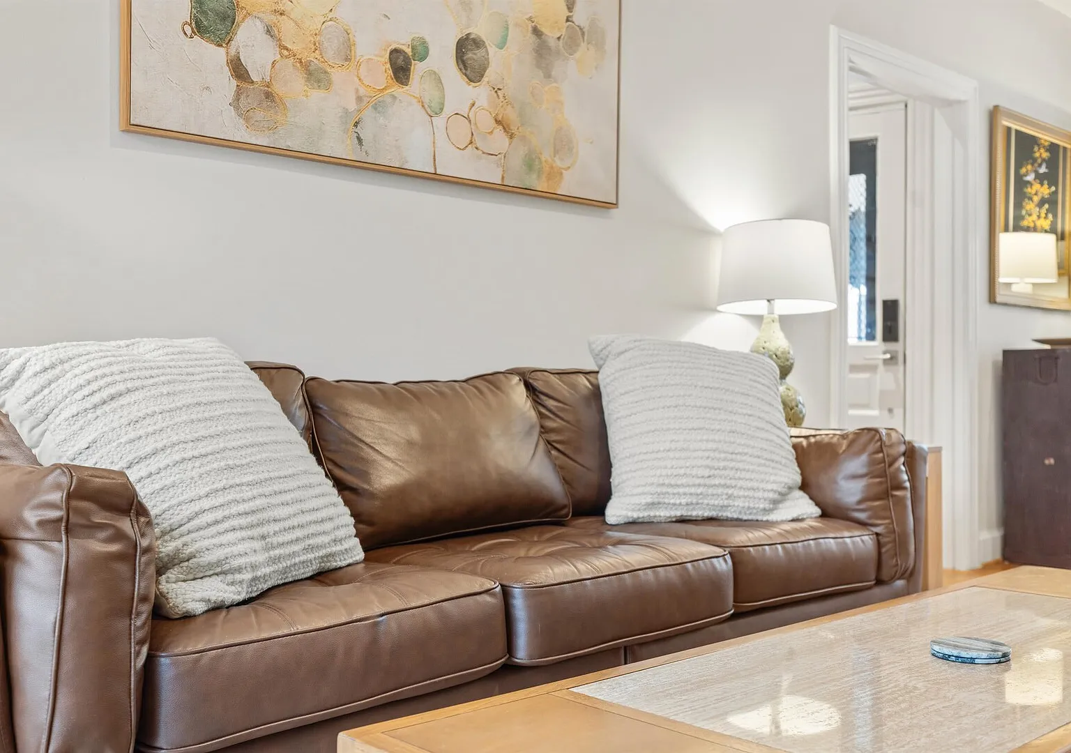 Spacious and Central DC 3-BR Getaway, Close to It All — Photo 3