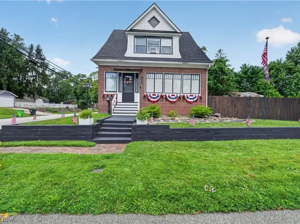 132 28th St NW, Barberton, OH 44203