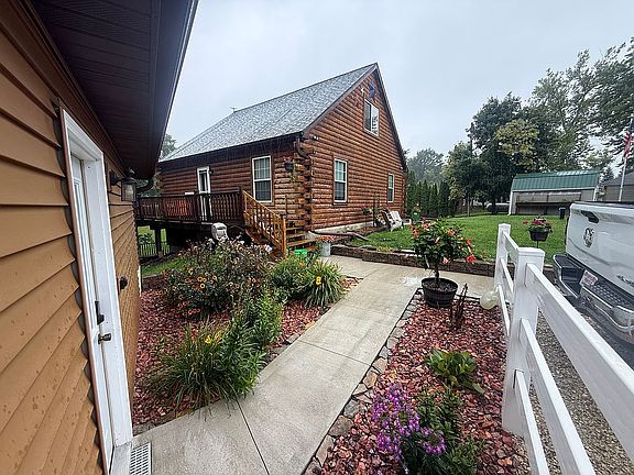 3rd image of 2408 Ripley Bridge Dr
