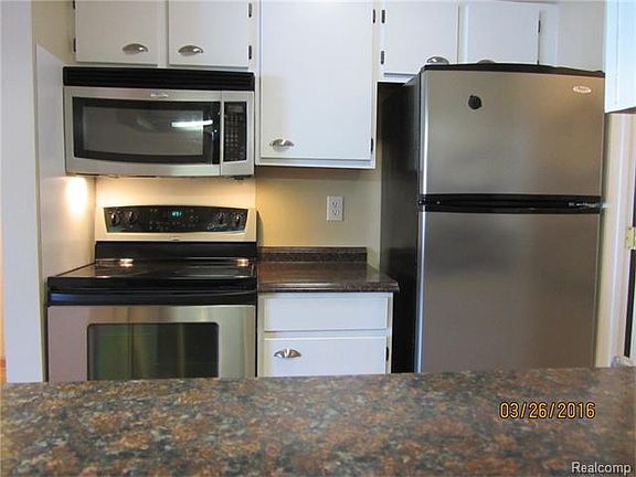 3rd image of 22161 Atlantic Pointe #1