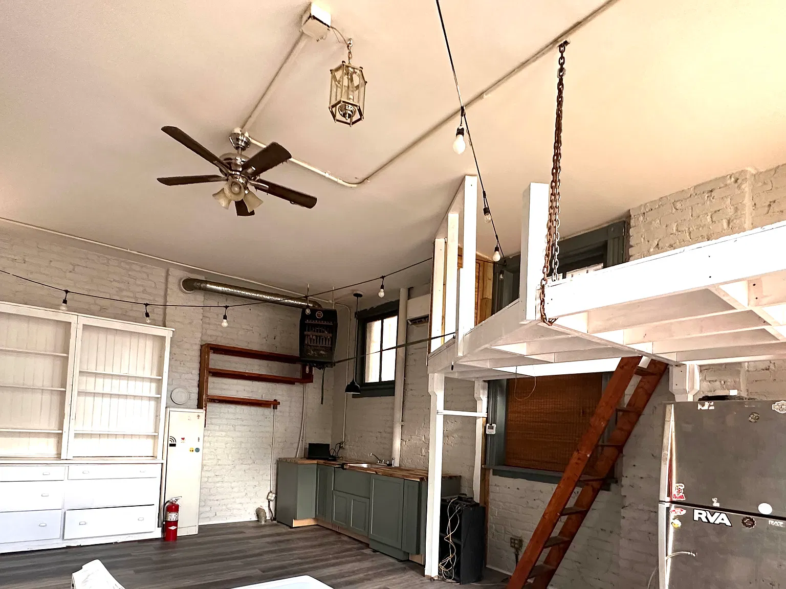 Studio, 800 sqft, $1,450 — Photo 2