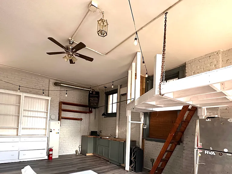 407 Hancock St #407 — Photo 2