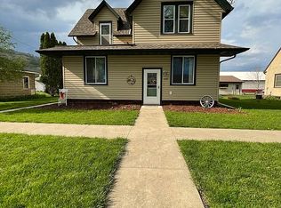 105 E Harry St, Rushford, MN 55971