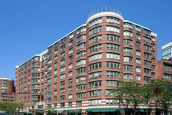 275 Greenwich Street #4EF in Tribeca, Manhattan | StreetEasy