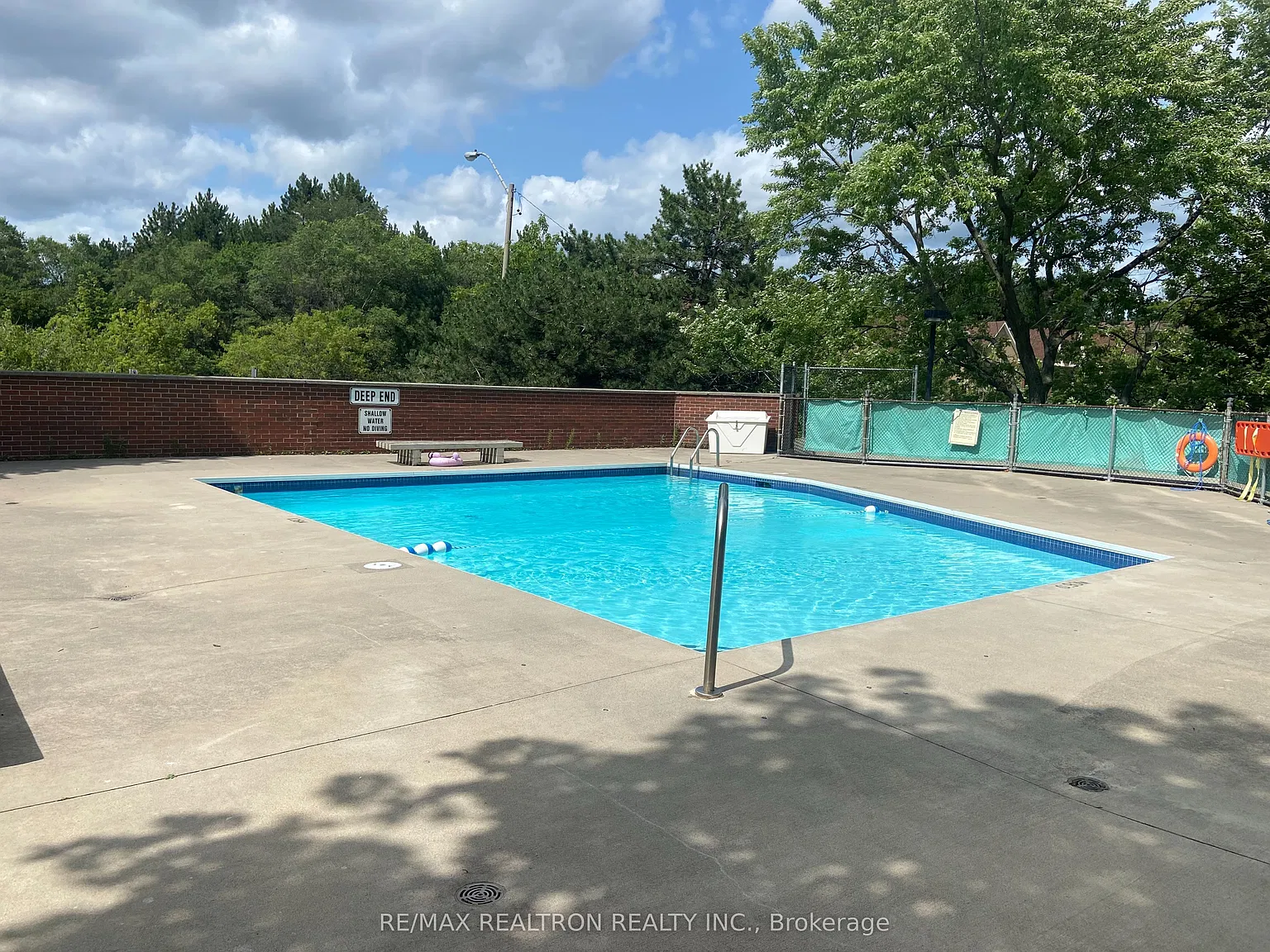 3 bed, $3,000 — Photo 2
