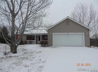 218 N Cedar Bluff Dr N, Valmeyer, IL 62295