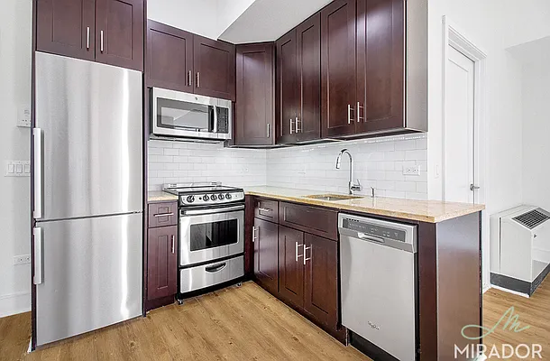 Rented by Mirador Real Estate | media 27