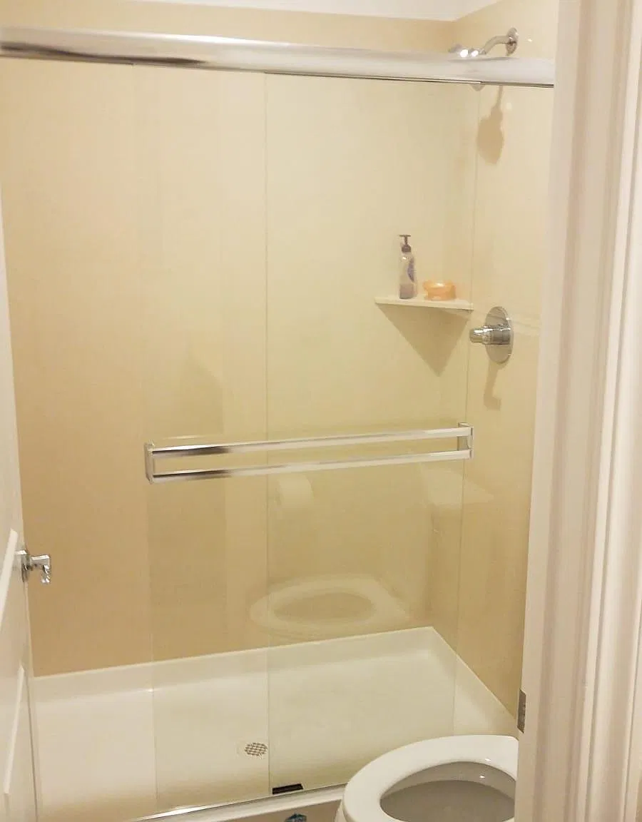 238 E Vita Ave — Photo 1