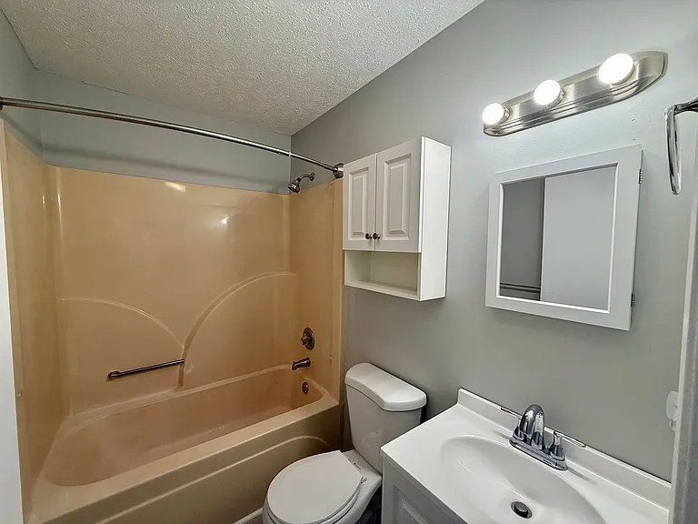802 Old McGinley Dr — Photo 11