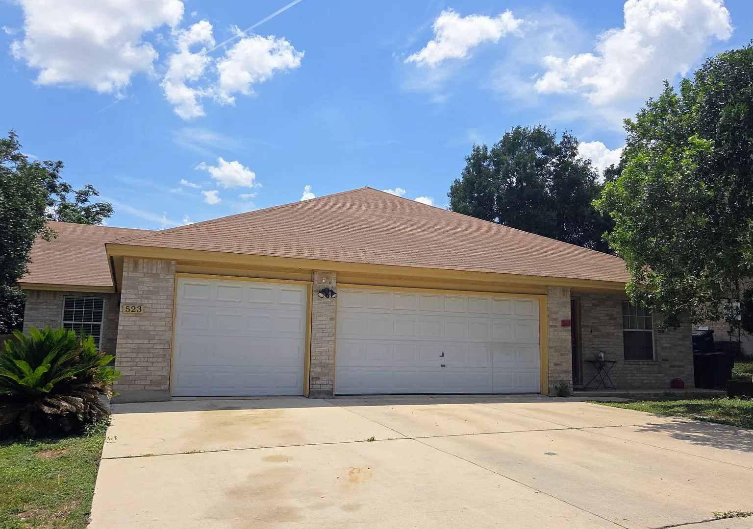New Braunfels 2 Bedroom 2 Bath less than 1 mile from Landa Park! — Photo 1