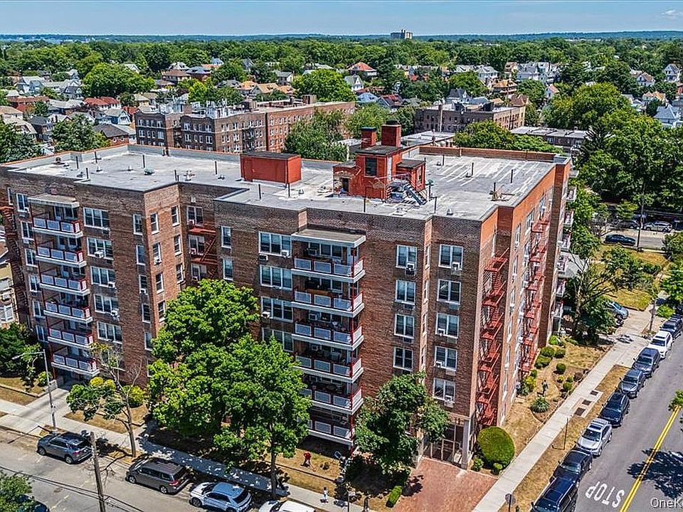 1st image of 34-25 150th Pl APT 1B