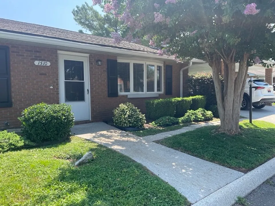 1510 Berwyn Dr