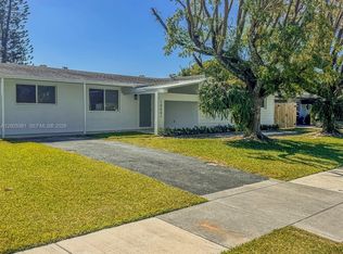 19001 Sterling Dr, Cutler Bay, FL 33157