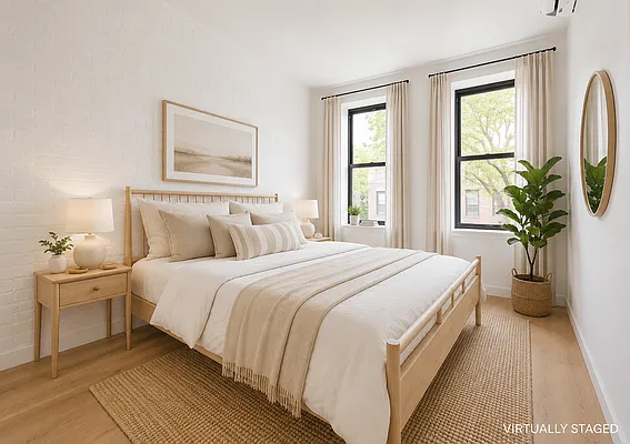 Bedroom, photo 1