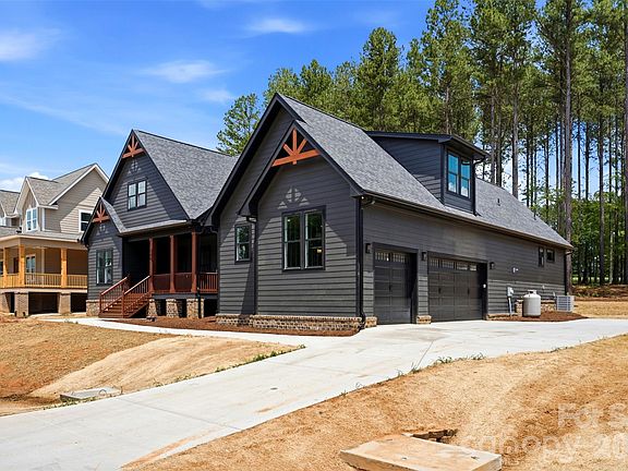 2nd image of 129 Camerons Mill Ln #32