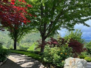 925 Galls Creek Rd, Gold Hill, OR 97525